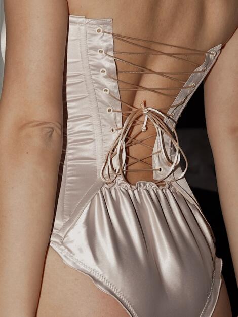 SATIN CORSET - silver peony